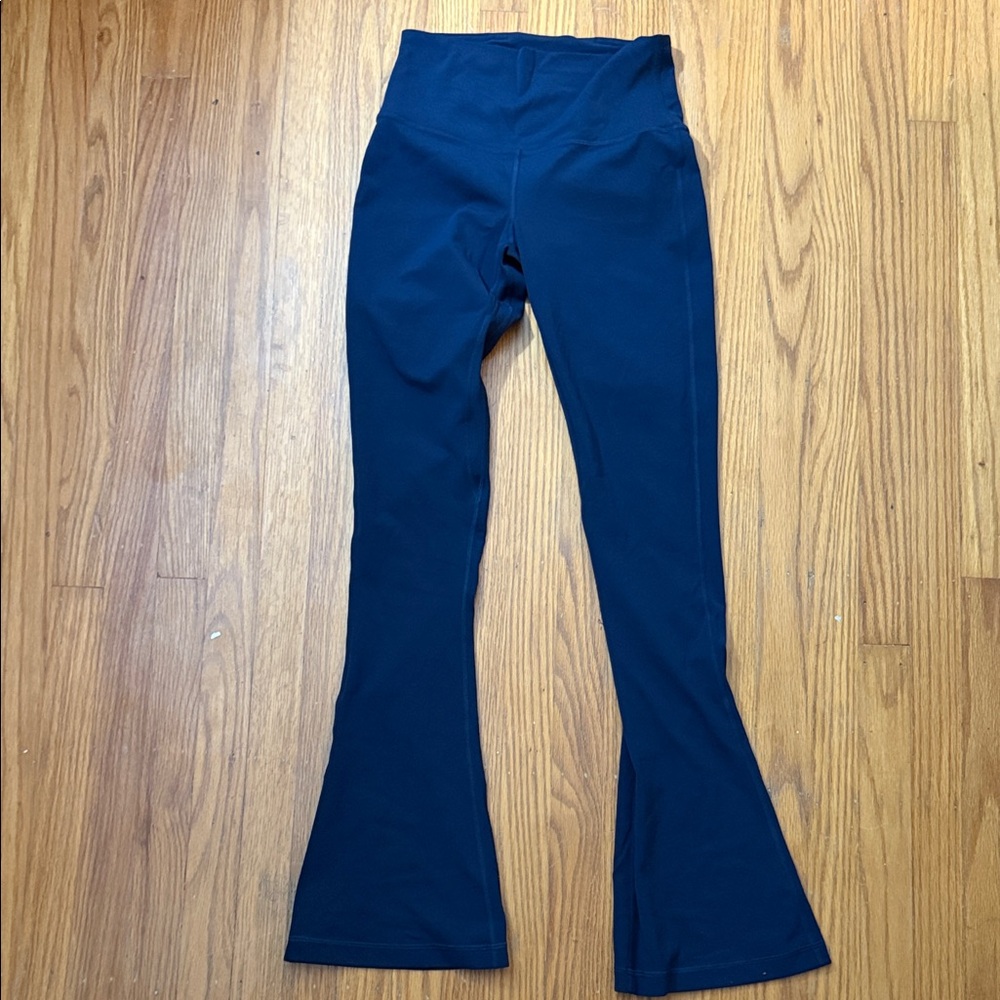 lululemon Align High-Rise Mini-Flare Pant
Regular

Color true navy